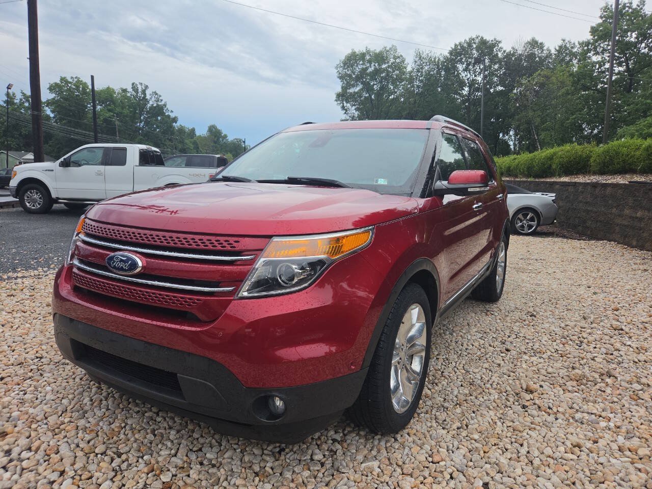 Used 2014 Ford Explorer Limited w/ Equipment Group 302A AWD/4WD image 3