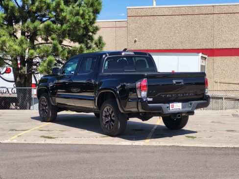Certified 2022 Toyota Tacoma Limited w/ Nightshade Package AWD/4WD image 4