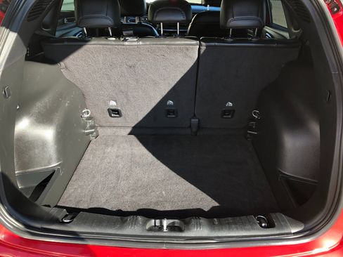 Used 2023 Jeep Compass Limited image 27