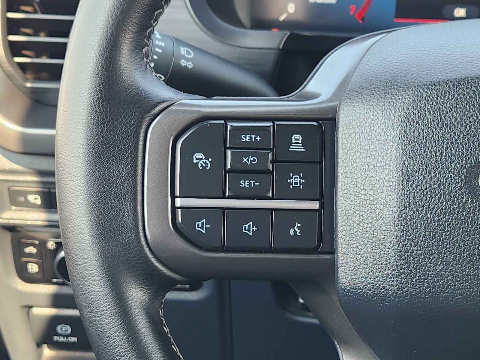 Used 2024 Ford F150 XLT w/ Equipment Group 302A MID AWD/4WD image 29