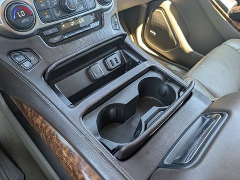Used 2016 Chevrolet Suburban LTZ AWD/4WD image 33