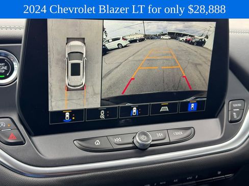 Used 2024 Chevrolet Blazer LT w/ Sound & Technology Package FWD image 16