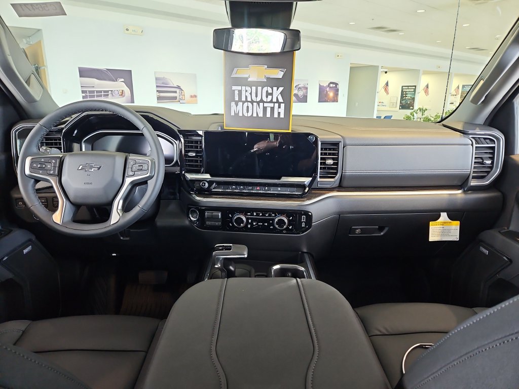 New 2026 Chevrolet Silverado 1500 RST AWD/4WD image 5