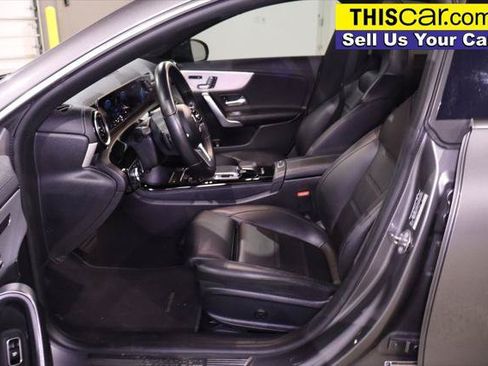 Used 2020 Mercedes-Benz CLA 250 image 25