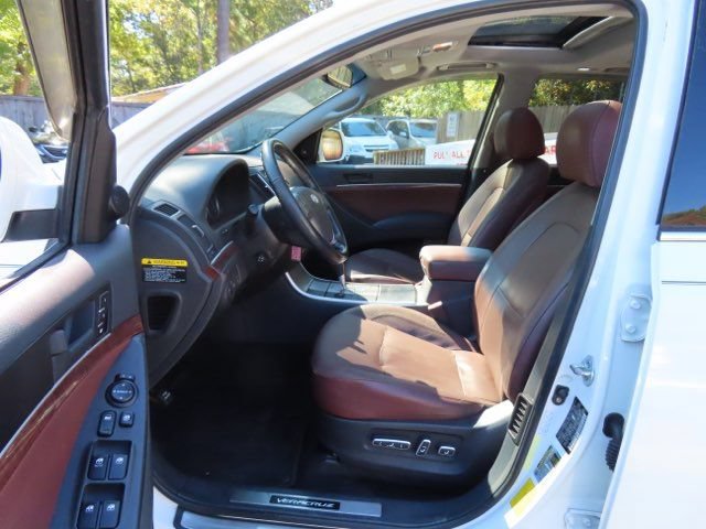 Used 2011 Hyundai Veracruz Limited w/ Navigation Pkg 3 FWD image 22