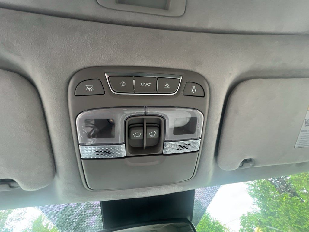Used 2022 Kia Telluride SX w/ SX Prestige Package AWD/4WD image 6