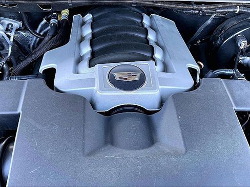 Used 2019 Cadillac Escalade 2WD image 32