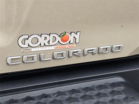 Used 2023 Chevrolet Colorado W/T image 17