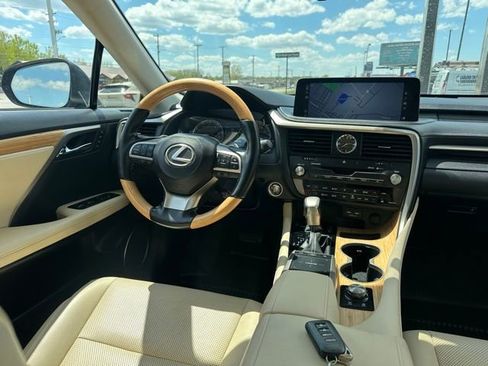 Used 2022 Lexus RX 350L Premium w/ Premium Package AWD/4WD image 15