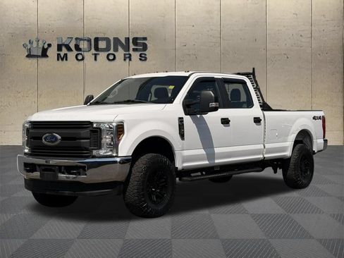 Used 2018 Ford F250 XL w/ Power Equipment Group AWD/4WD image 1