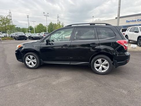 Used 2015 Subaru Forester 2.5i Limited AWD/4WD image 9