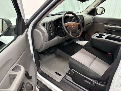 Used 2009 GMC Sierra 1500 W/T image 11