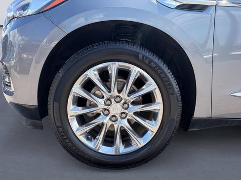 Used 2018 Buick Enclave Premium FWD image 9