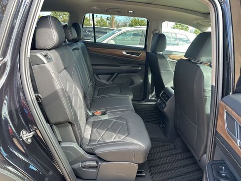 New 2026 Volkswagen Atlas SE image 19