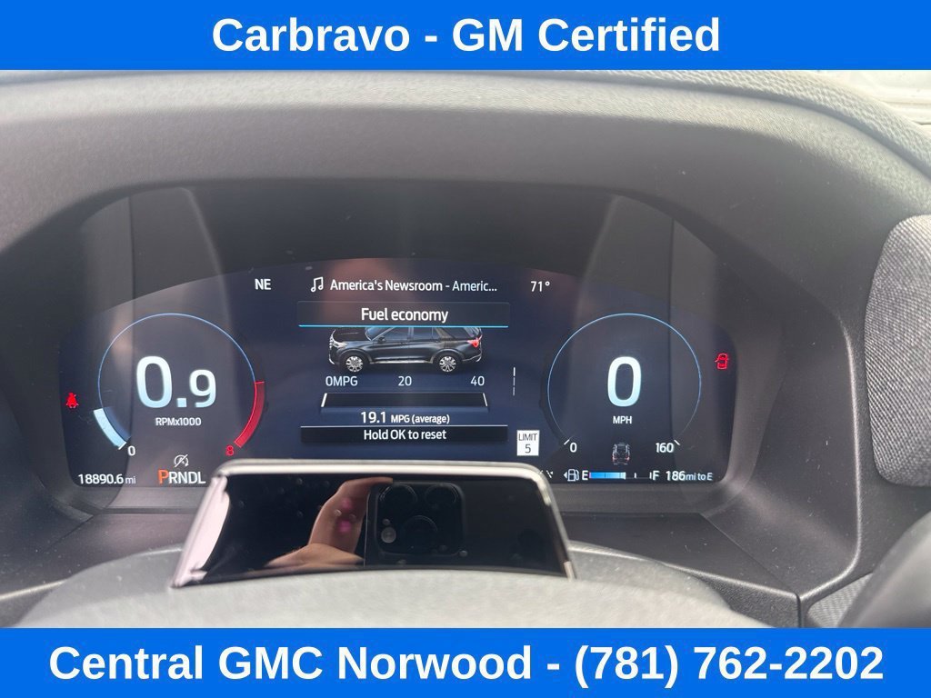 Used 2025 Ford Explorer ST-Line AWD/4WD image 16