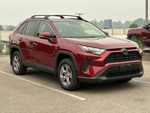Used 2022 Toyota RAV4 XLE w/ Convenience Package AWD/4WD image 22