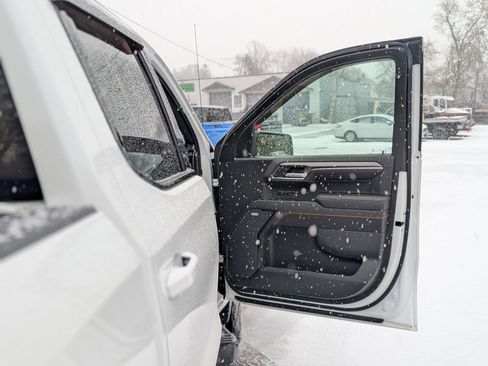 Used 2022 GMC Sierra 1500 AT4 w/ AT4 Preferred Package image 49