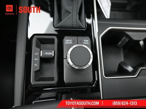 New 2026 Toyota Tundra Limited AWD/4WD image 17