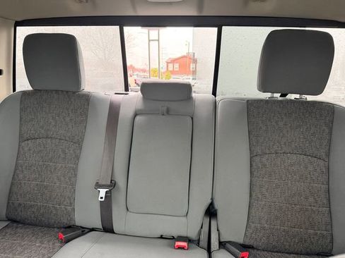 Used 2018 RAM 1500 Outdoorsman image 32