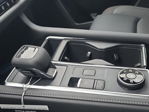 New 2026 Nissan Pathfinder SL AWD/4WD image 20