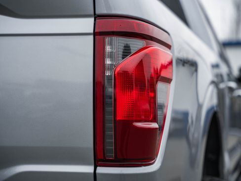 Used 2025 Ford F150 XLT w/ Equipment Group 301A Standard image 7