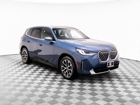 Used 2025 BMW X3 xDrive30i w/ Premium Package AWD/4WD image 8