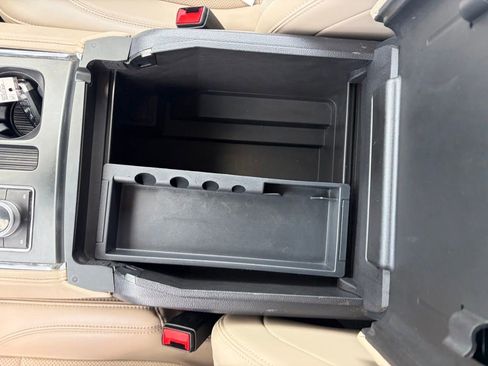 Used 2024 Ford Expedition Max XLT AWD/4WD image 14