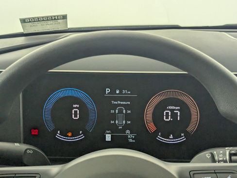 Certified 2025 Hyundai Tucson SE image 20