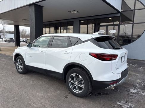Used 2023 Chevrolet Blazer LT FWD image 5