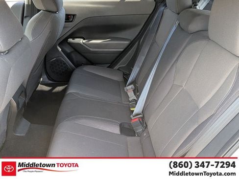 Used 2024 Subaru Crosstrek 2.0i AWD/4WD image 33