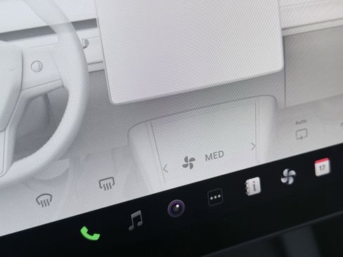 Used 2023 Tesla Model Y Performance image 65