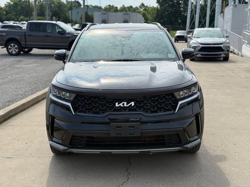Used 2022 Kia Sorento S FWD image 3
