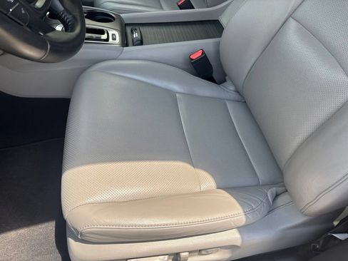 Used 2017 Honda Ridgeline RTL-T image 12