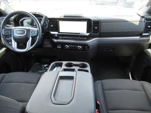 Used 2024 GMC Sierra 1500 Elevation AWD/4WD image 12