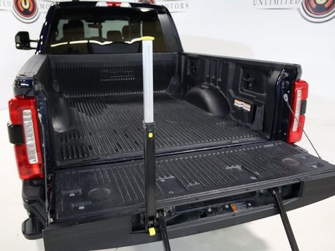 Used 2023 Ford F250 Lariat w/ Lariat Ultimate Package image 23