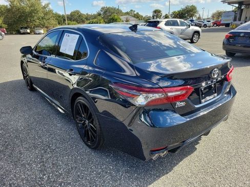 Used 2021 Toyota Camry XSE image 12
