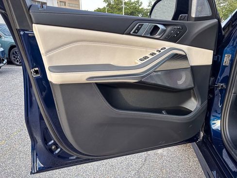 New 2026 BMW X7 xDrive40i image 9