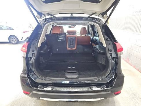 Used 2018 Nissan Rogue SL w/ Premium Package AWD/4WD image 24