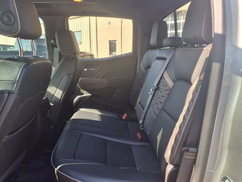 Certified 2026 GMC Canyon Denali AWD/4WD image 17