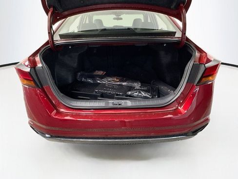 New 2026 Nissan Altima 2.5 SV FWD image 19