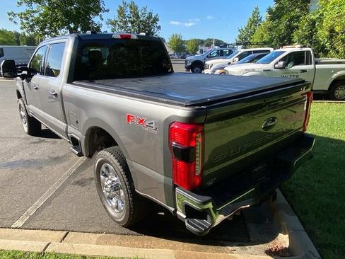Used 2024 Ford F250 Lariat w/ Lariat Ultimate Package AWD/4WD image 32