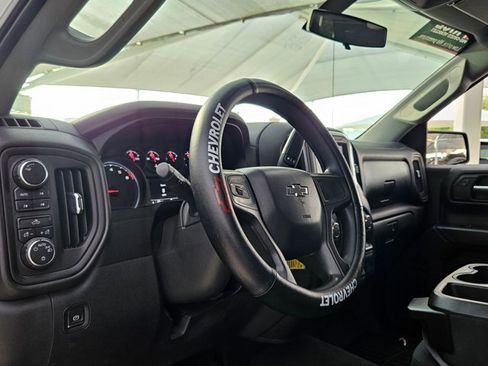 Used 2021 Chevrolet Silverado 1500 Custom Trail Boss image 9