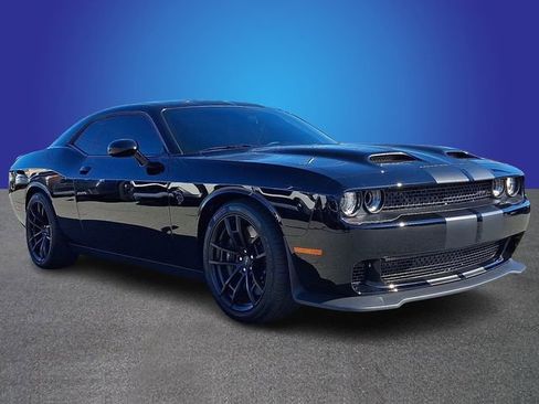 Used 2023 Dodge Challenger SRT Hellcat image 3