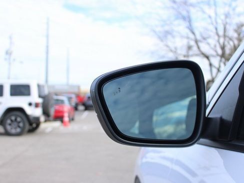 Used 2022 Ford Escape SE w/ Cold Weather Package image 8