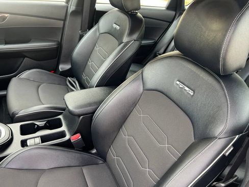Certified 2024 Kia Forte GT-Line FWD image 5