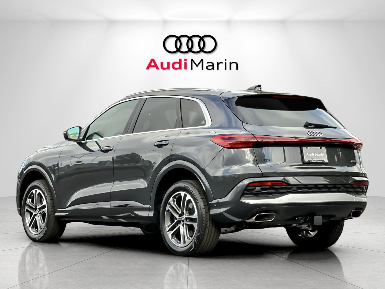 New 2026 Audi Q5 Premium Plus AWD/4WD image 3