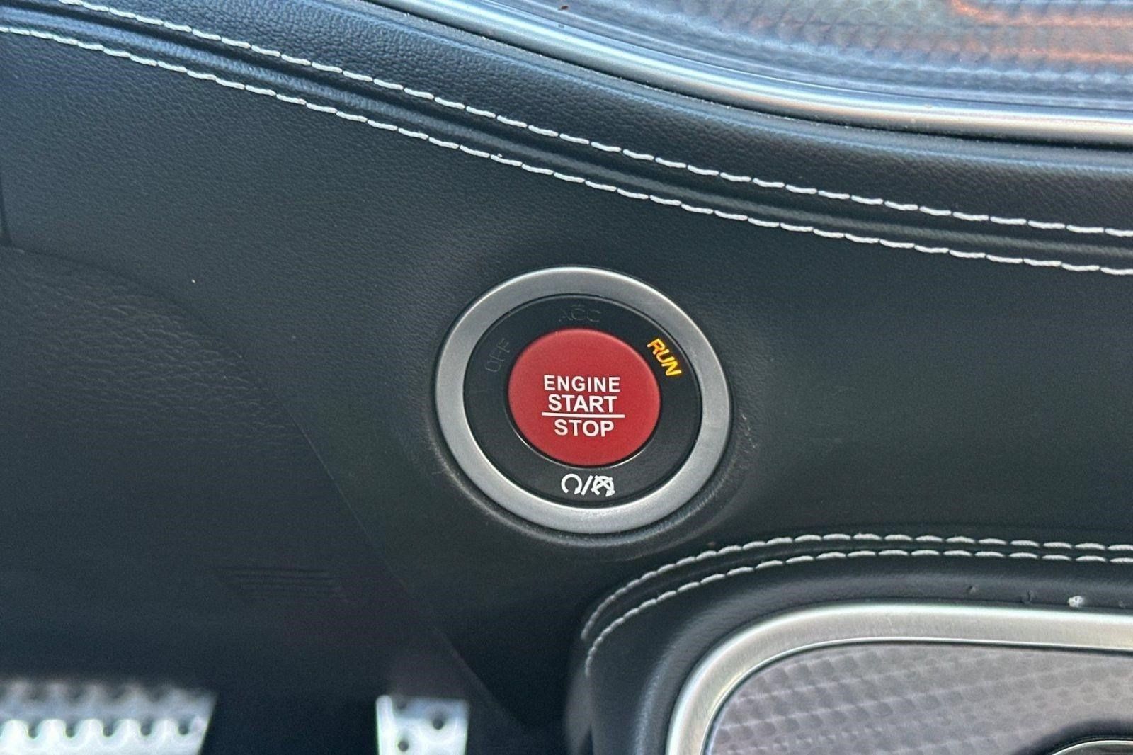 Used 2023 Dodge Challenger SRT Hellcat RWD image 17