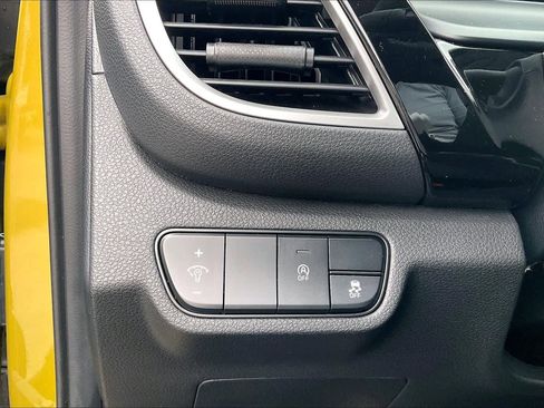 Used 2024 Kia Seltos S image 31