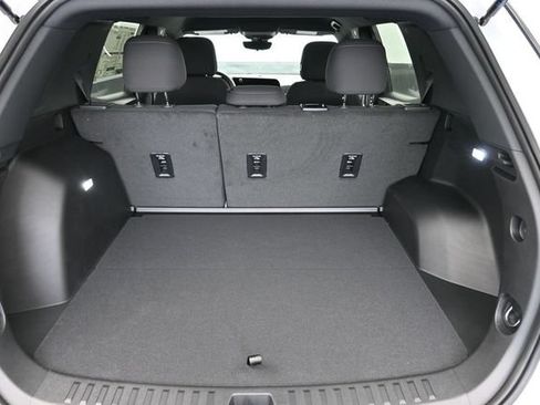 New 2026 Chevrolet Equinox LT w/ Safety and Technology Package FWD image 26