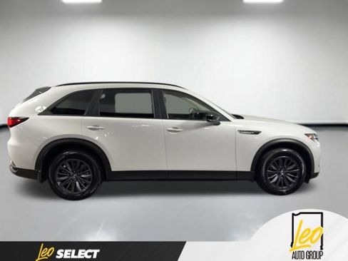 Used 2025 MAZDA CX-70 3.3 Turbo w/ Preferred Package AWD/4WD image 5